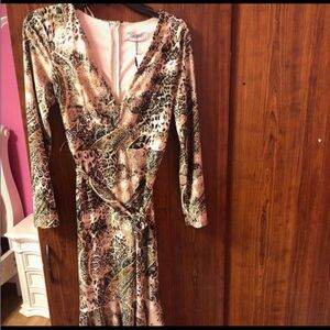 NEW Classy midi ruffle animal print dress